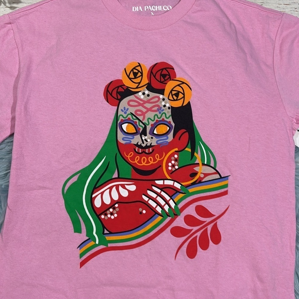 NWT Urban Outfitters Dia Pacheco X Golden Hour Graphic Tee Pink - Picture 4 of 8